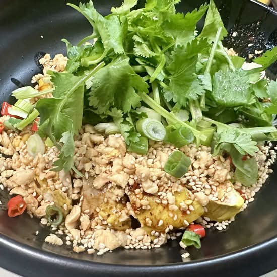 M02. Hot-and-sour Chicken (Cold) (酸辣鲜椒鸡)